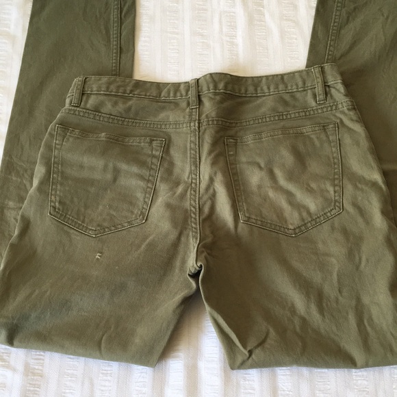 H&M Olive  Green Slim Leg Pants Distressed/Imperfect - Picture 4 of 10